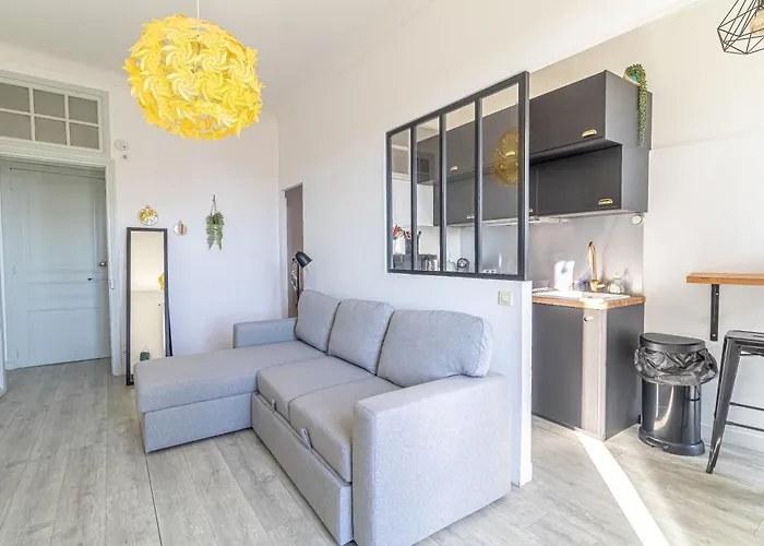 Charming In The Heart Of בית נופש